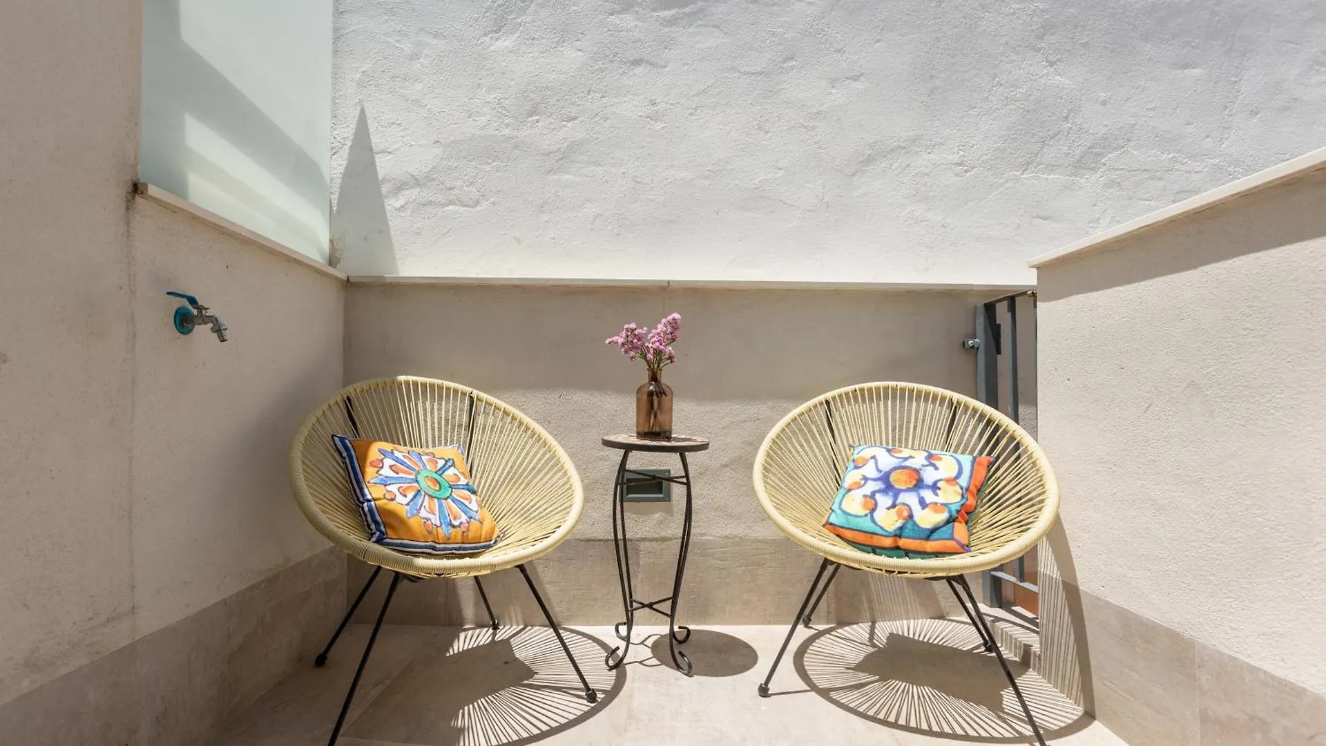 Aparthotel Casa Señorial del Siglo XVIII Sevilla 0*,  España